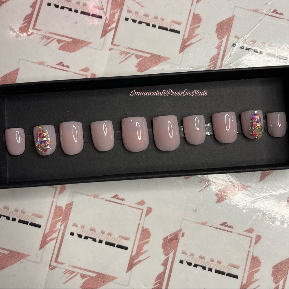 Authentic custom press on nails